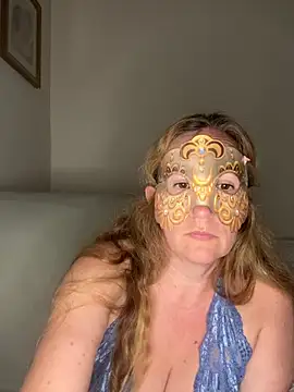 largeboobies30 Live XXX-Chat