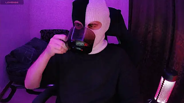 XXX chat uživo modela fame_bc