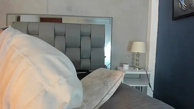 Charlie___Musk Show Webcam