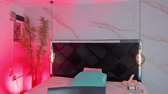 AngelaaCute_ XXX чат на живо