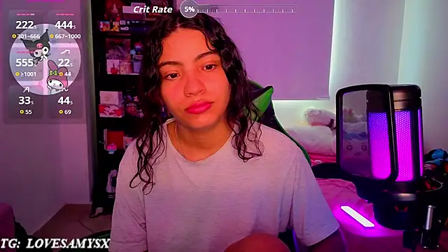 Chat XXX en directo de Lovelyamyy