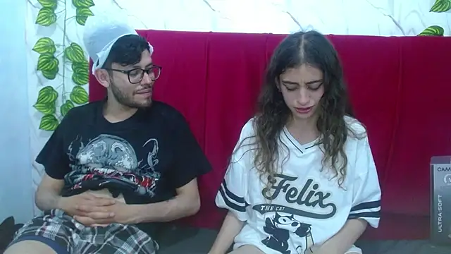 akatalinaandmikemarのウェブカメラショー