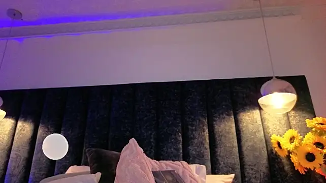 JuliCorrea_ live XXX chat