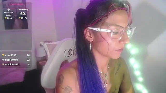 SamathaMay live XXX chat