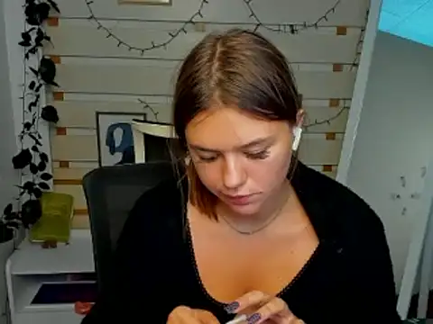 Chat XXX en directo de Josephine_Kiss