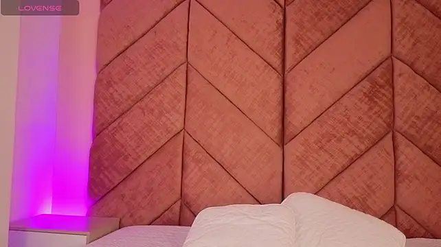 Živý XXX chat emmy_danielss
