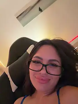 JustLora Chat XXX live