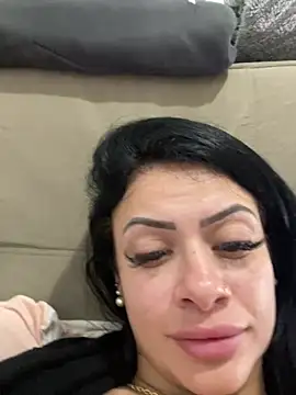 Show de belababyy na webcam