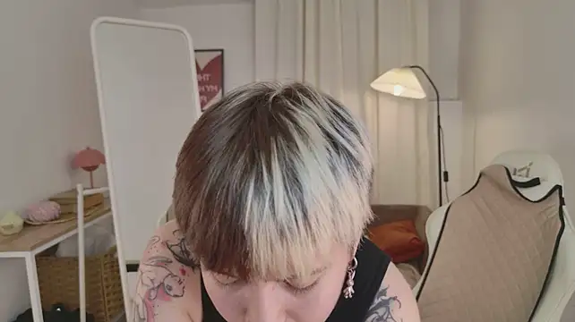 Živý XXX chat Kitty_Ollive