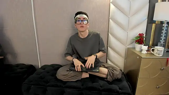 XXX chat uživo modela GaelDuke