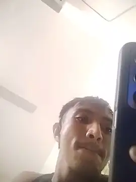 nazirul363108 Show in webcam
