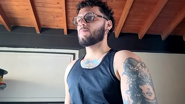 Živý XXX chat Tadeo_Prieto_