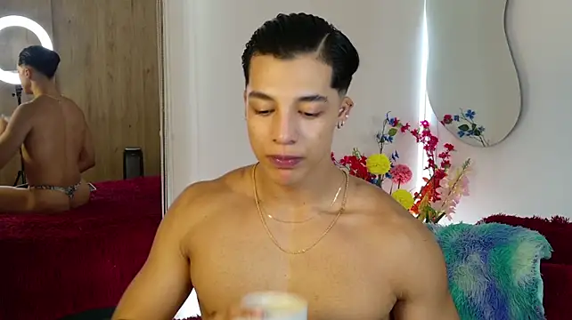Chat XXX ao vivo de Troye_Williams