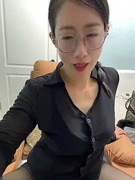 weiwei103 Live XXX-Chat