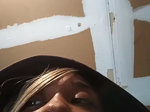 jeddahdolly's Live XXX Chat