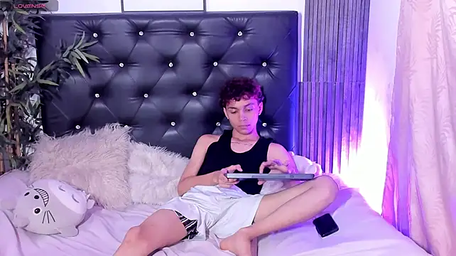 Axxel_WhiteのライブXXXチャット
