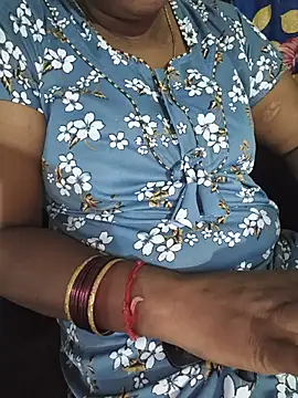 Tamilselviroja- – Live XXX-chat