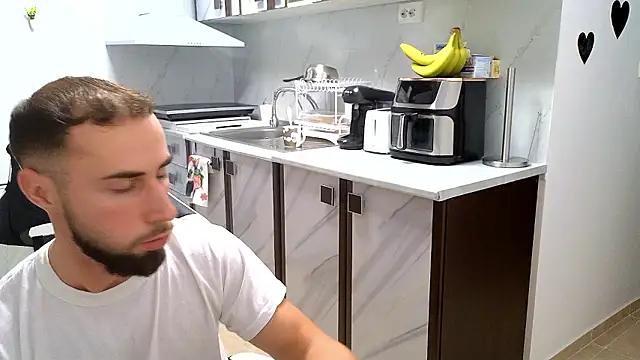 RyanStorm_ – Naživo XXX chat