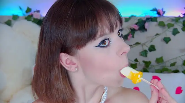 צ'אט XXX בשידור חי של ElisabethDavis