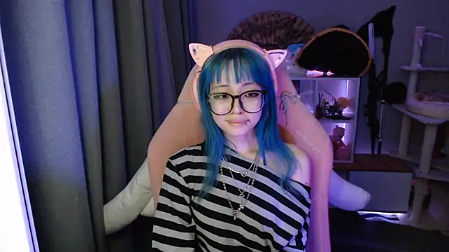 SaxonDibs' Live XXX Chat