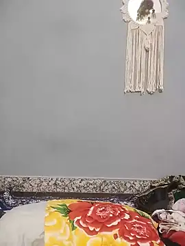 Pari8822's Live XXX Chat