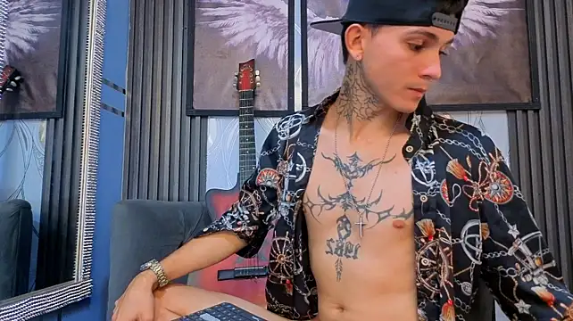 Axel_Ryder 现场XXX聊天