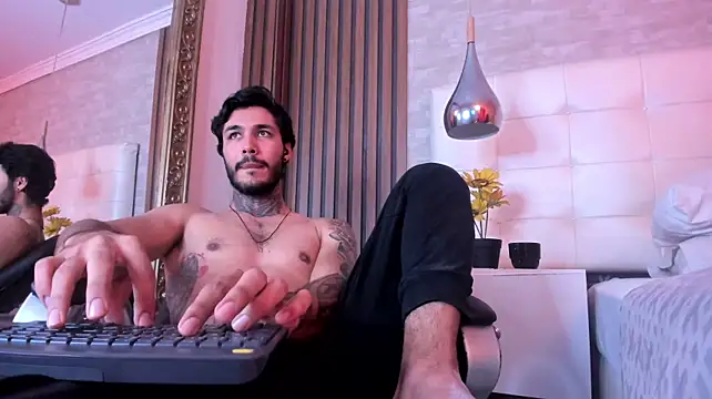 JacksonGreenn XXX чат на живо