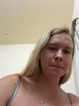 Ellie-rosee Live XXX-Chat