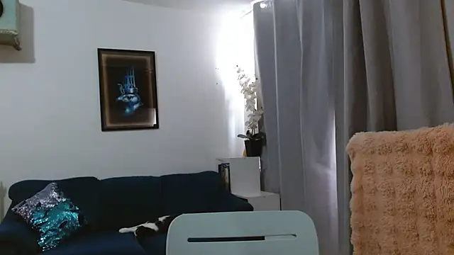 Almaglow_'s Live XXX Chat