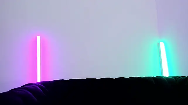 Chatroom XXX en direct de DulcePrince_