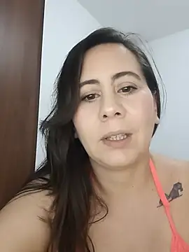 XXX chat uživo modela sophie_tyler1