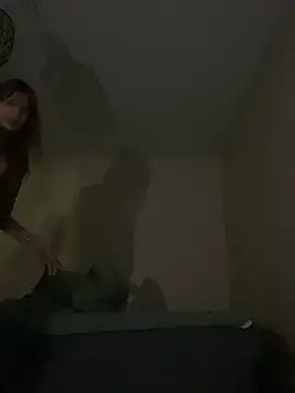 Divabolical 现场XXX聊天