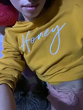 ElizaSwon's Live XXX Chat