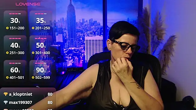 Chatroom XXX en direct de ninarandmann