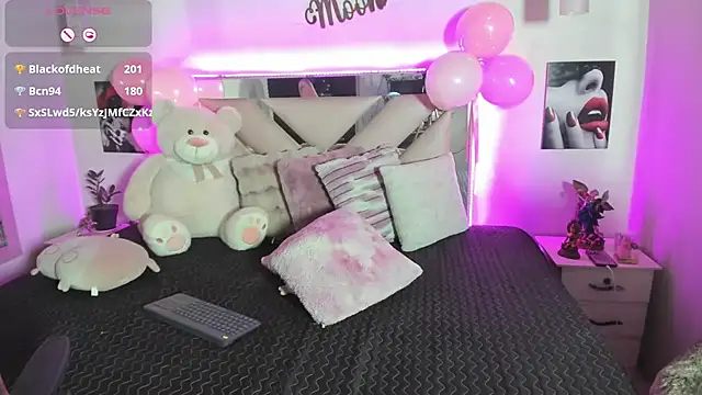 Karly_moon's Live XXX Chat
