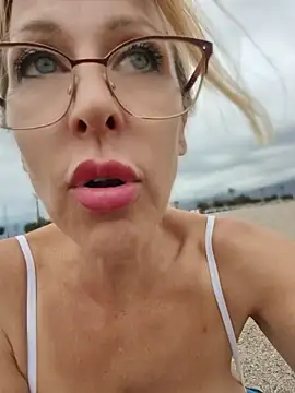 Manuerlaruby's Live XXX Chat