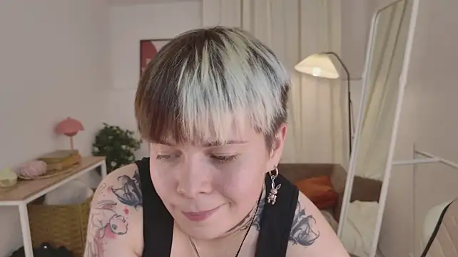 Kitty_Ollive: απευθείας συνομιλία ΧΧΧ
