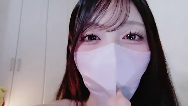 0o_MOMO_o0's Live XXX Chat
