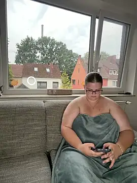 CurvyPaar2 Live XXX-chat