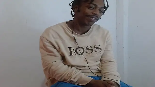 XXX chat uživo modela Larry-n-clouds