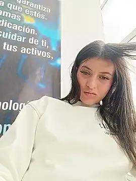 Chat XXX ao vivo de SALOME-28_