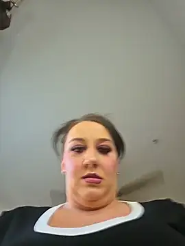 Czat XXX na żywo – CreamVixen
