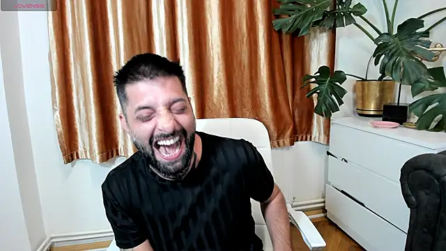 TommyDum – Naživo XXX chat