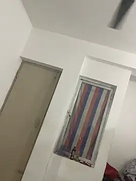 הופעת וובקאם של Maya_BDSM