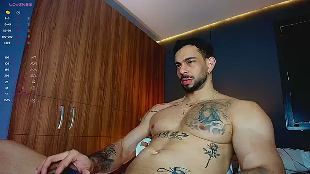 Chat +18 de massimo_visconti ao vivo