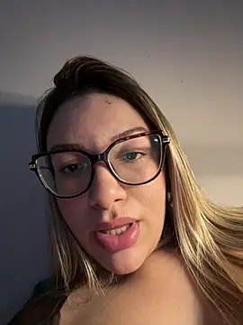 Chat XXX ao vivo de Clarasc