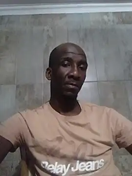 XXX chat uživo modela longdickson12345