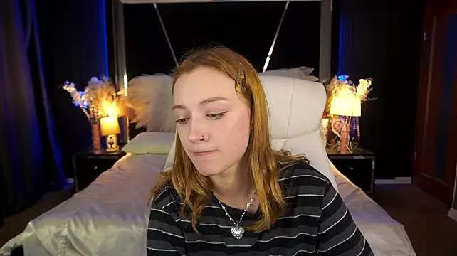 LizzaMoonn Chat XXX in diretta