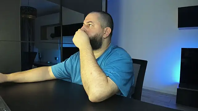 DravenPeak Live XXX-chat