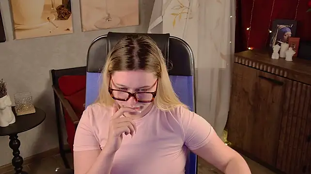 CelestineMauriac Chat XXX in diretta